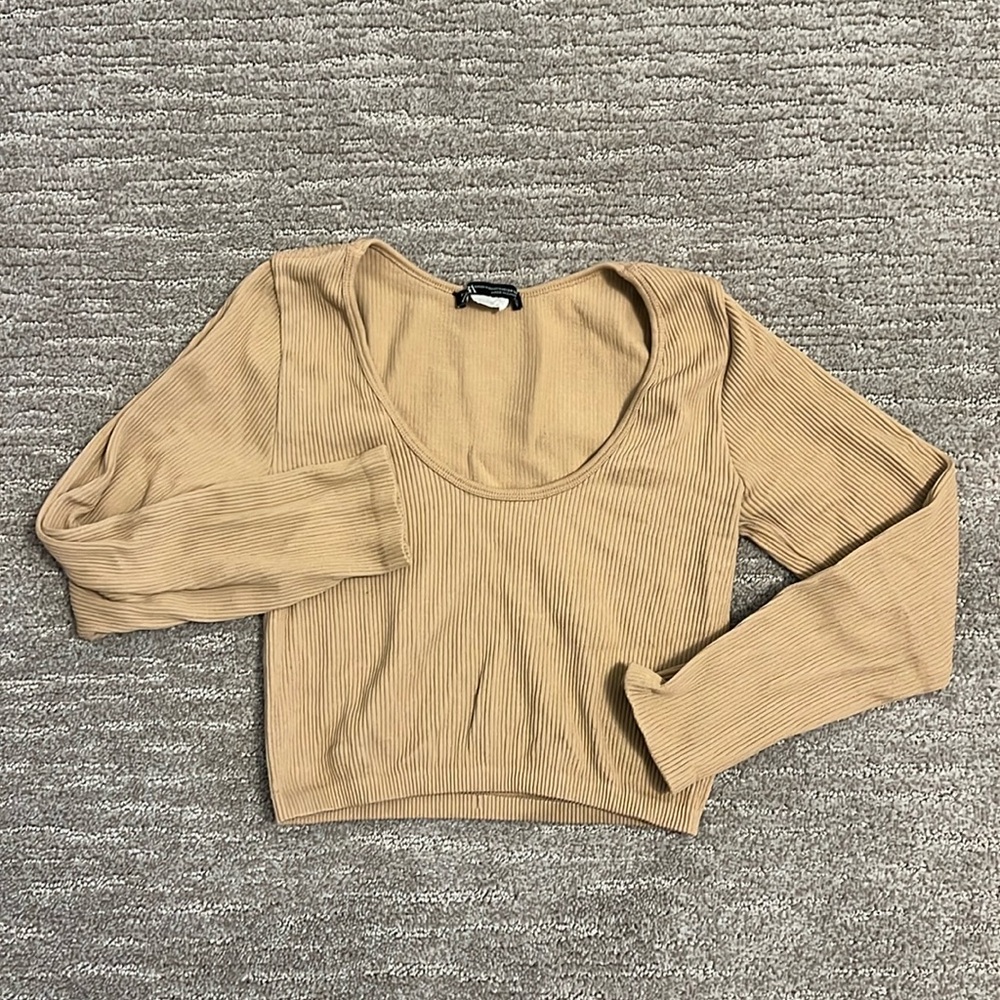 Ribbed Long Sleeve Crop Top